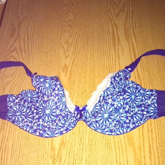 New Elomi Underwire Thck Strap Embroidered Bra Size 36D - Picture 3 of 6